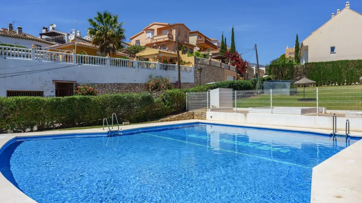 Apartamento con piscina - Ref 194