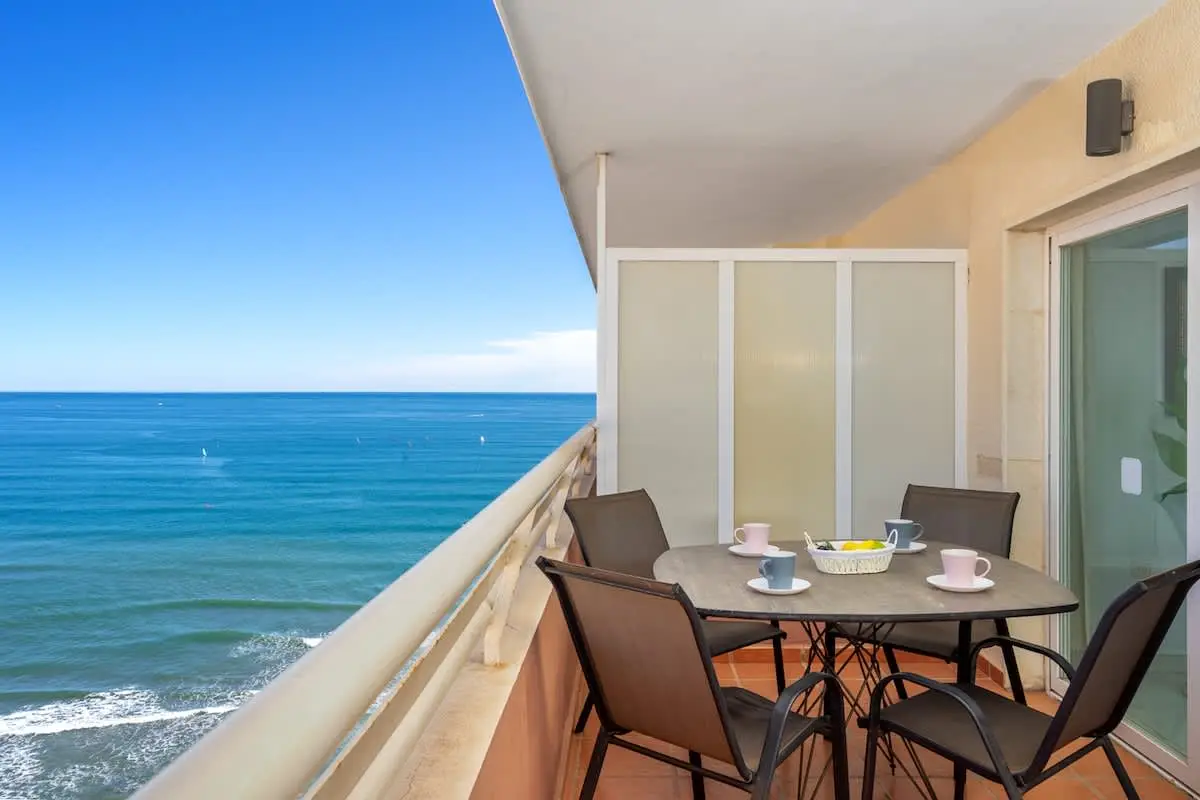 Beachfront Stella Maris - Ref 36
