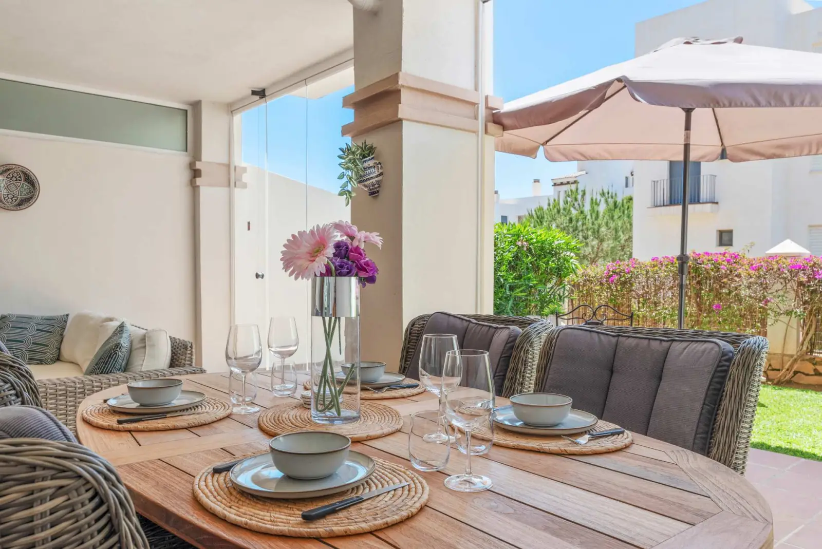 Fantástico apartamento con terraza ajardinada - ref 62