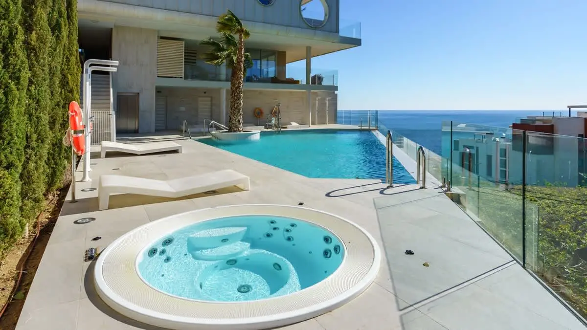 Lux Apt Med One - Ref 191