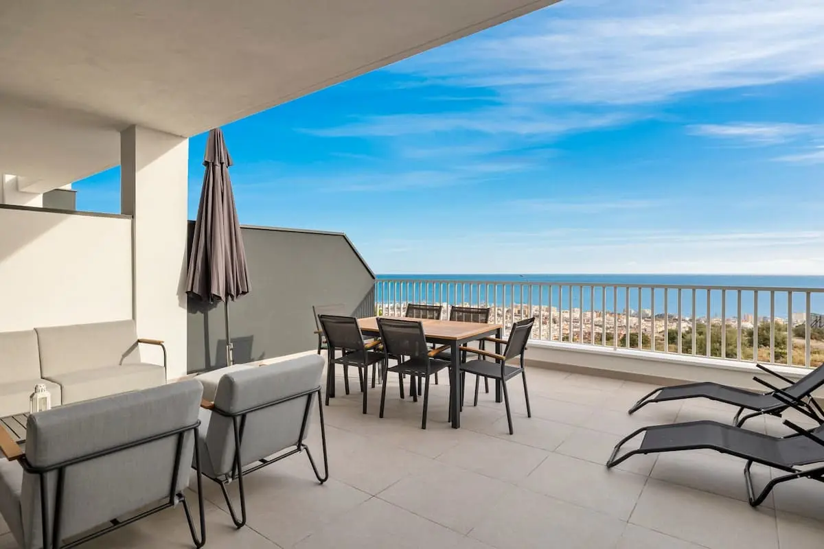 Panoramic Terrace w/pool - Ref 43