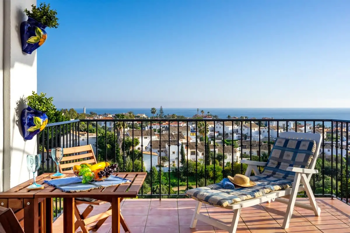 Espectacular apartamento en última planta con vistas al Mediterráneo en El Faro