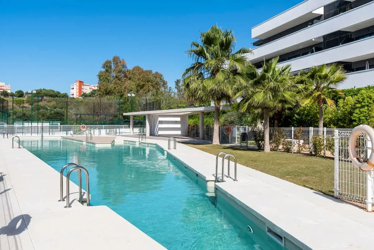 Precioso piso con piscina y pádel - M4