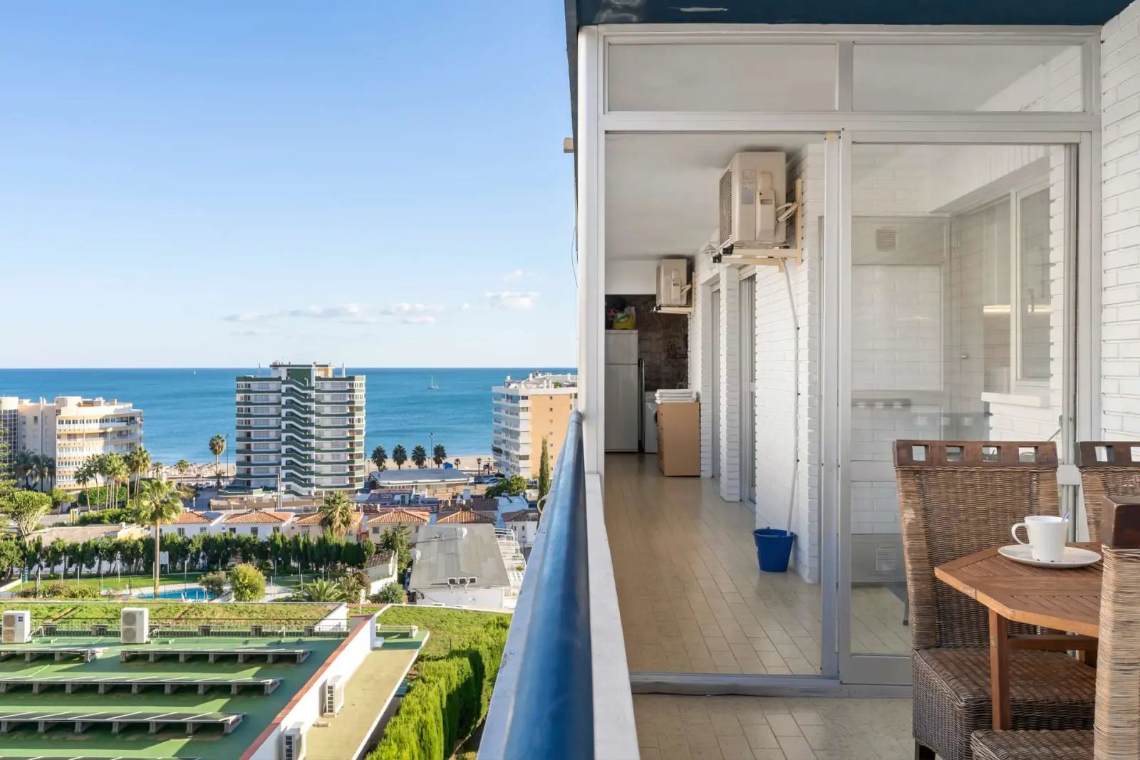 Apartamento con vistas espectaculares en Torreblanca, a un paso de la playa y del tren